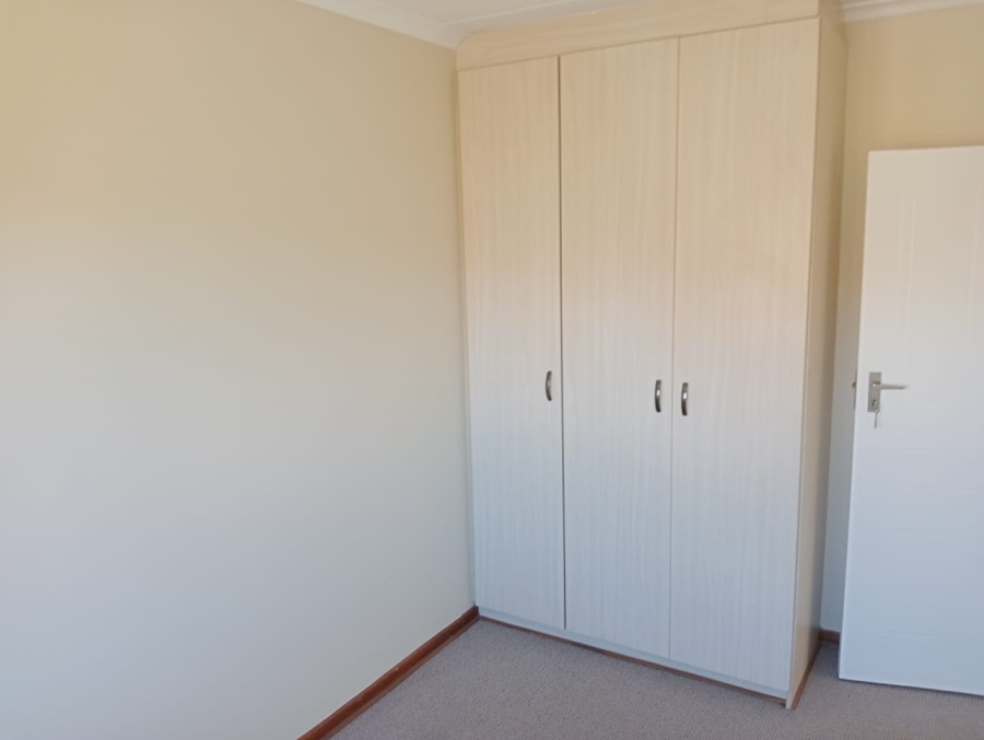 To Let 2 Bedroom Property for Rent in Hillside Free State